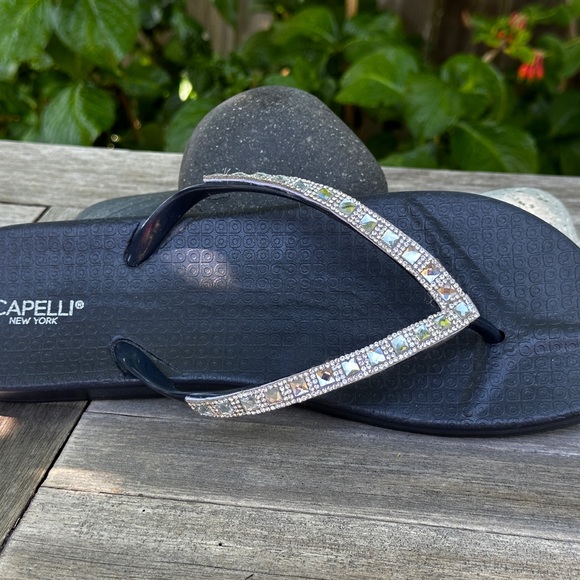 Capelli Thong Sandals, Navy Blue w/ Clear Rhinestones, Women’s Size 11, New - Picture 2 of 11
